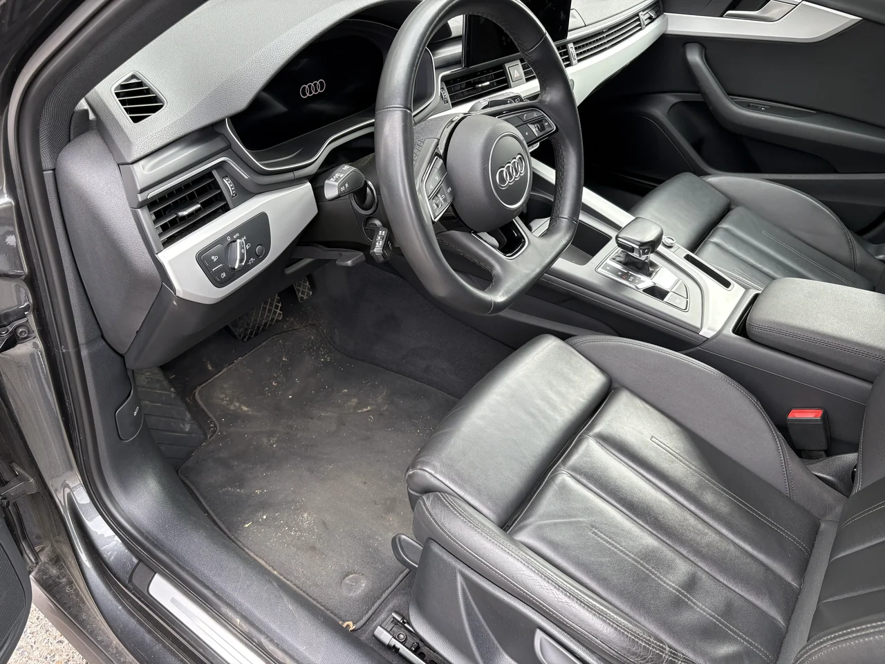Audi A6 vóór dieptereiniging, detail 2, MotorX
